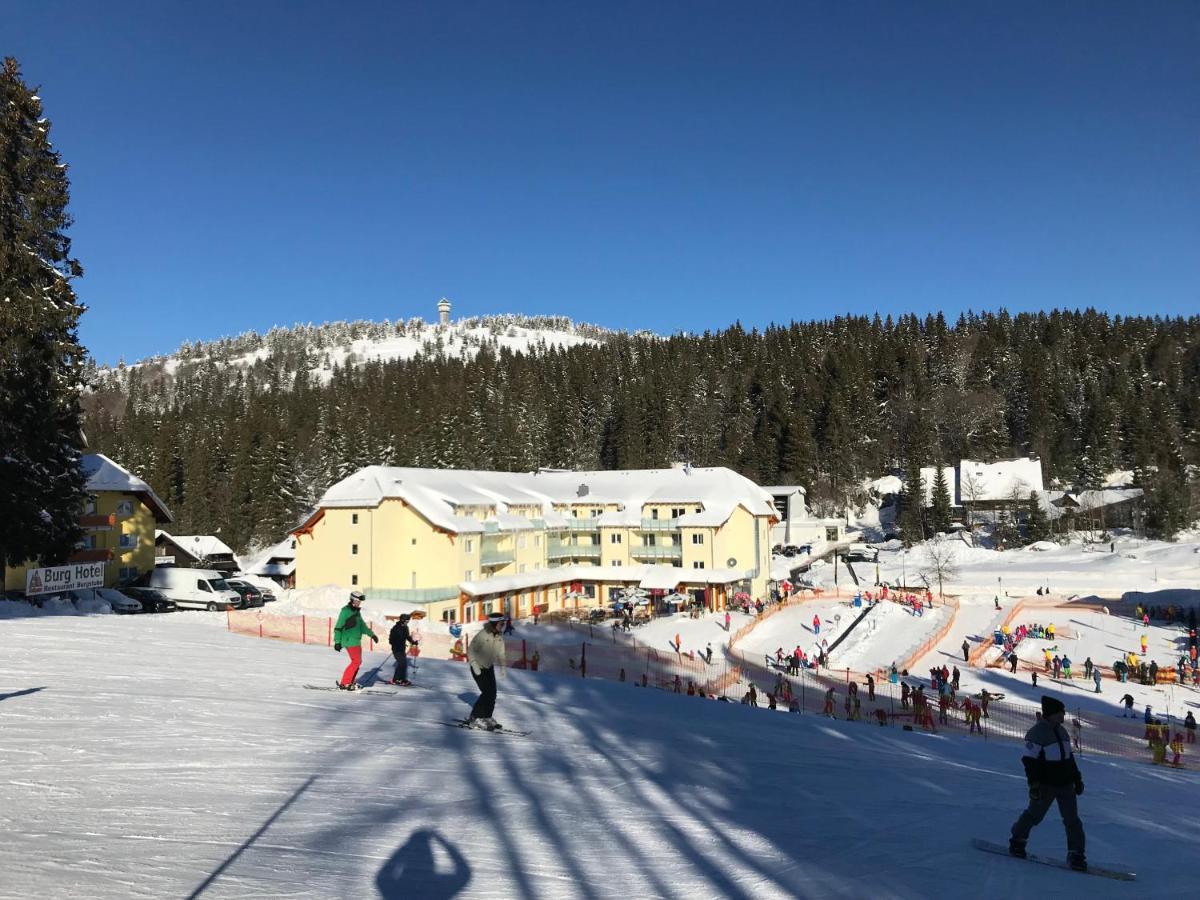 Ferienwohnung Feldberg Mit Whirlpool Direkt An Der Skipiste Zewnętrze zdjęcie