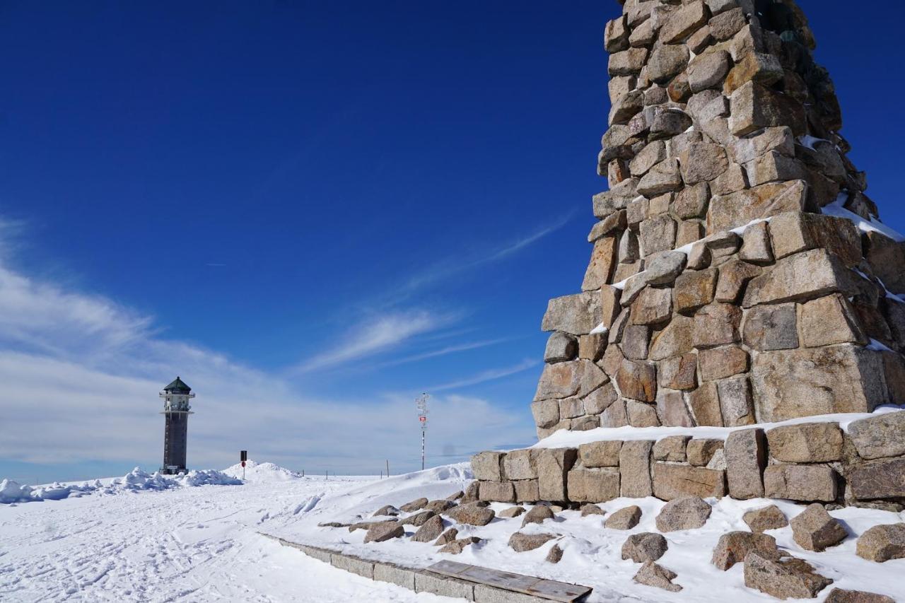 Ferienwohnung Feldberg Mit Whirlpool Direkt An Der Skipiste Zewnętrze zdjęcie